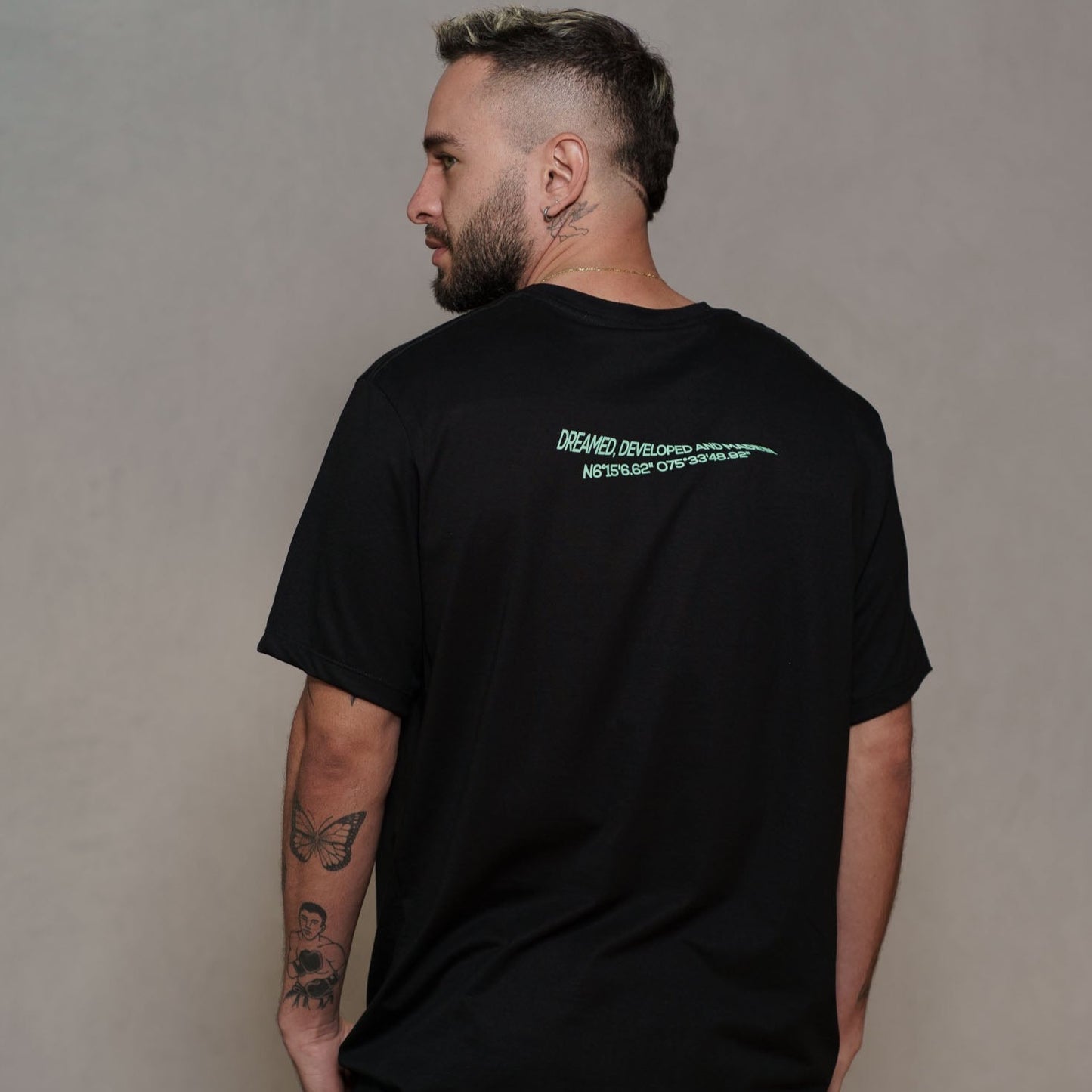 Camiseta Endless Black - Colección 0103